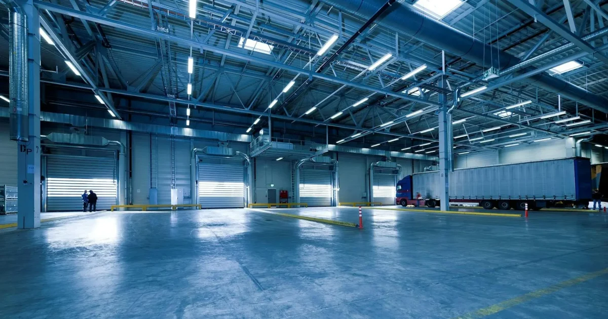 Impact du bien-être au travail en logistique sur la performance HSE